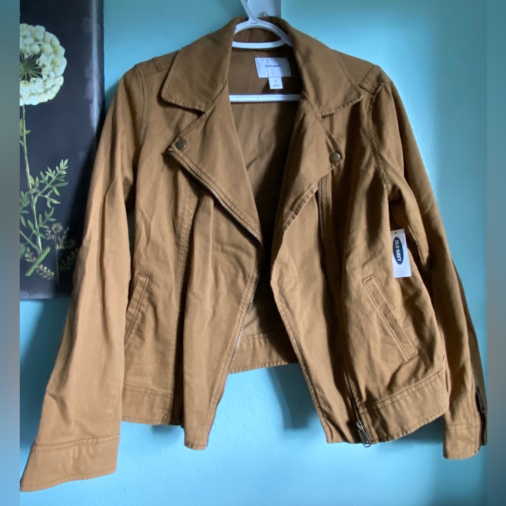 Old Navy moto jacket. Size m. Nwt